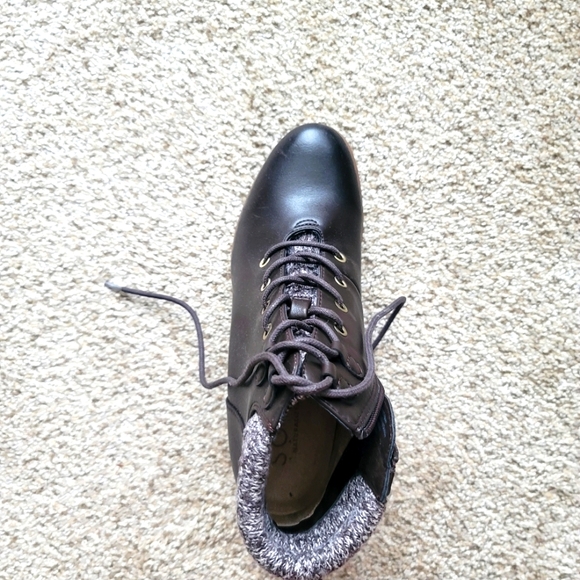SOUL naturalizer wedge ankle boots size 8.5 dark brown never worn - Picture 2 of 2